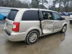 2013 Chrysler Town & Country Limited