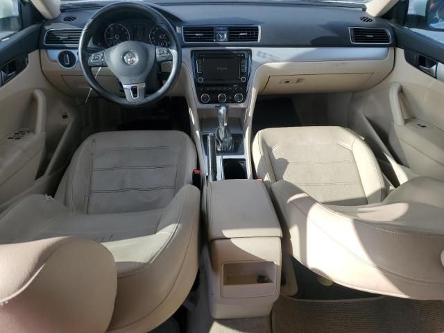 2012 Volkswagen Passat SE