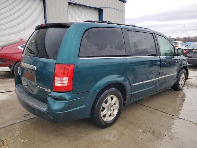 2009 Chrysler Town & Country Touring