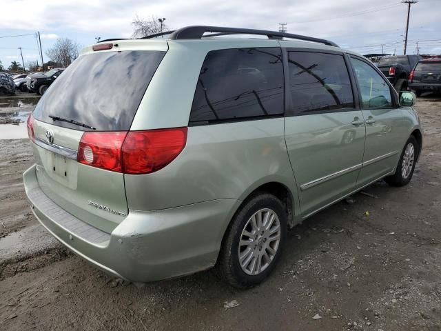 2008 Toyota Sienna XLE