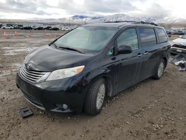 2015 Toyota Sienna XLE