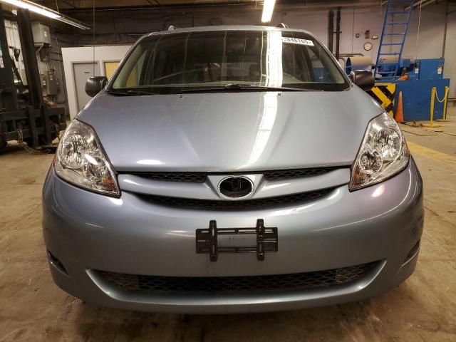 2006 Toyota Sienna CE