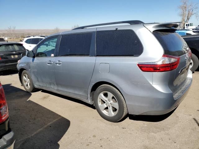 2016 Toyota Sienna LE