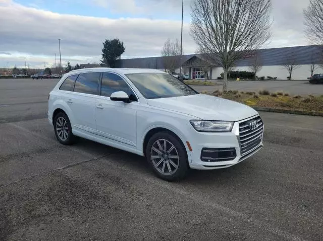 2018 Audi Q7 Premium Plus