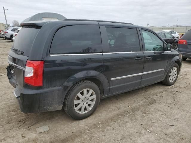 2016 Chrysler Town & Country Touring