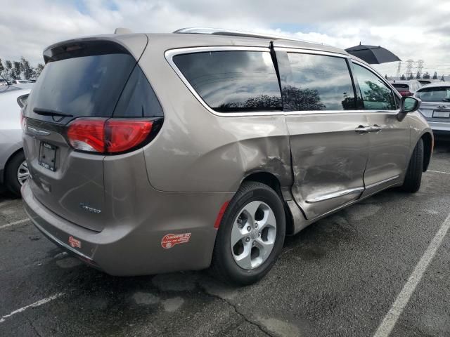 2018 Chrysler Pacifica Hybrid Touring L