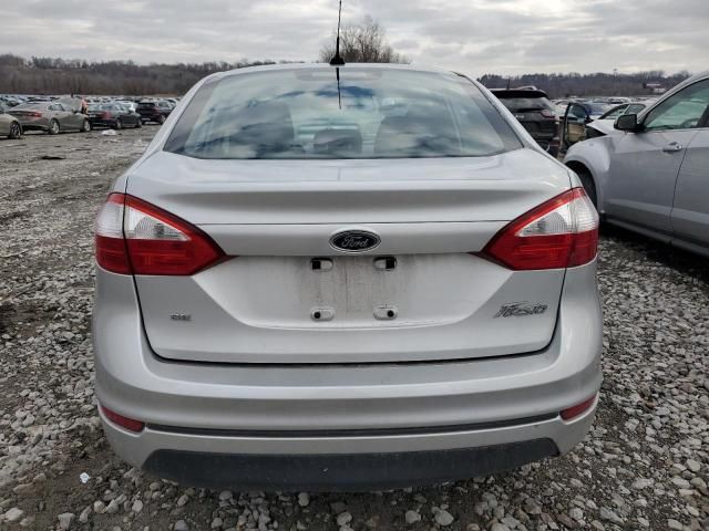 2015 Ford Fiesta SE