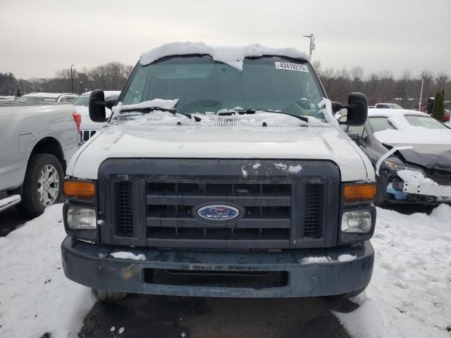 2010 Ford Econoline E150 Van