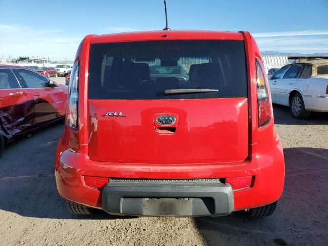 2011 KIA Soul +