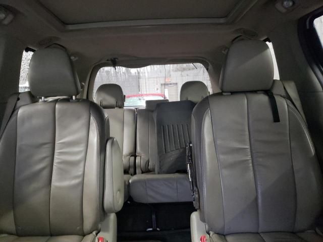 2013 Toyota Sienna XLE