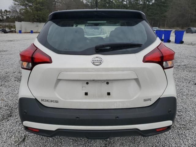 2020 Nissan Kicks SR