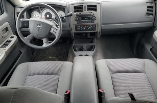 2007 Dodge Dakota Quad SLT