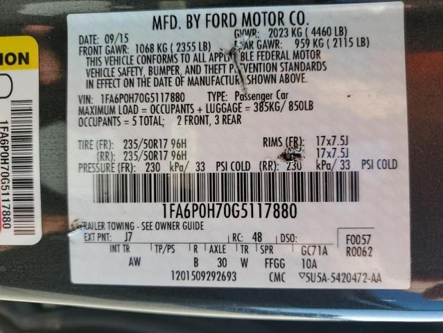 2016 Ford Fusion SE