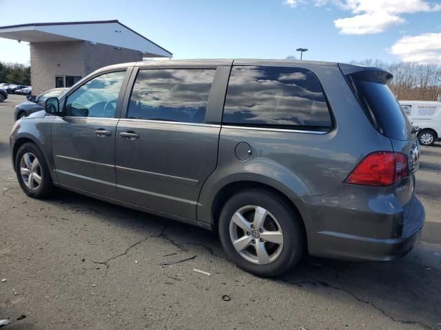 2010 Volkswagen Routan SEL