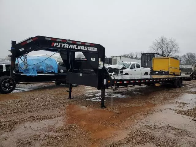 2023 PJ Trailer 40' GN Flatbed