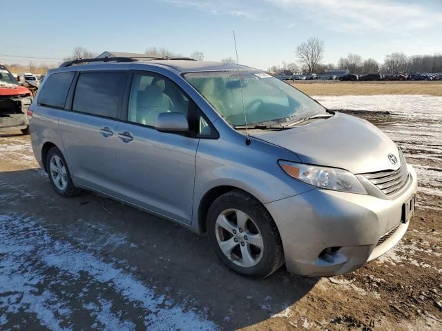 2011 Toyota Sienna LE