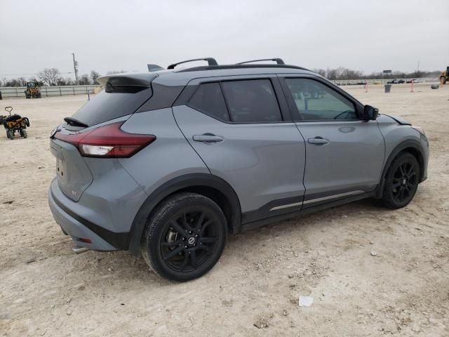 2021 Nissan Kicks SR