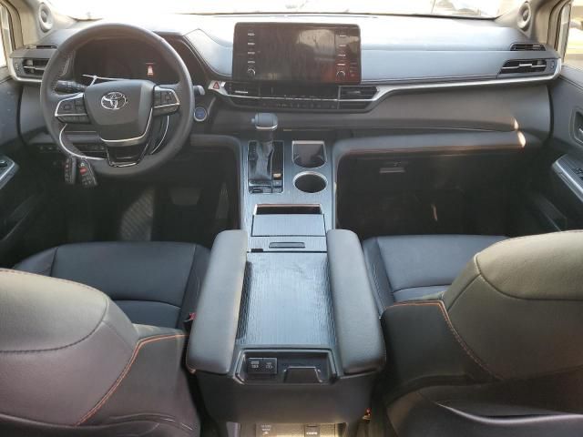 2023 Toyota Sienna XSE