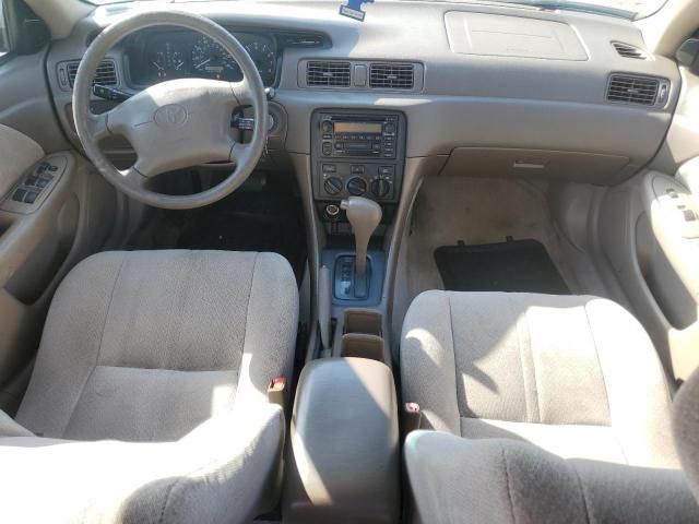 2000 Toyota Camry LE