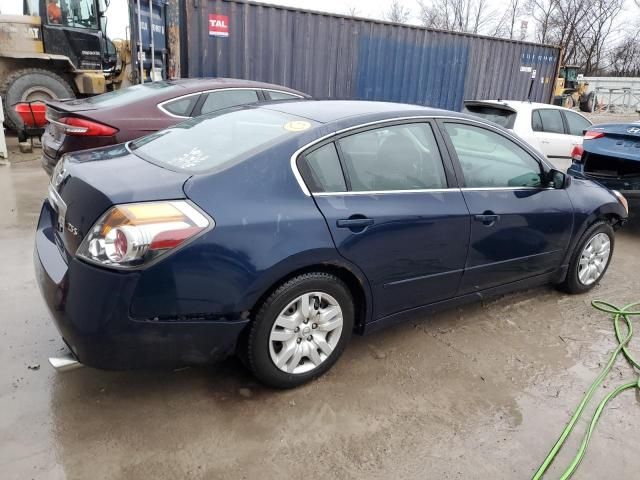 2010 Nissan Altima Base