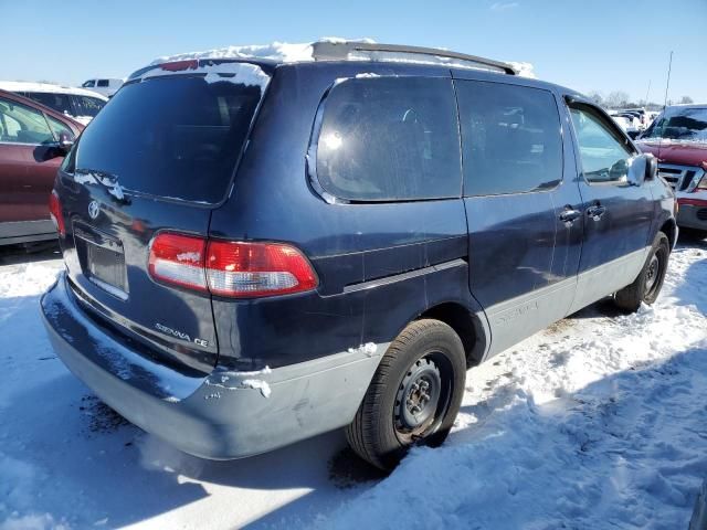 2002 Toyota Sienna CE