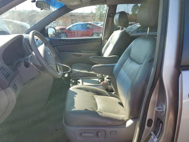 2006 Toyota Sienna CE