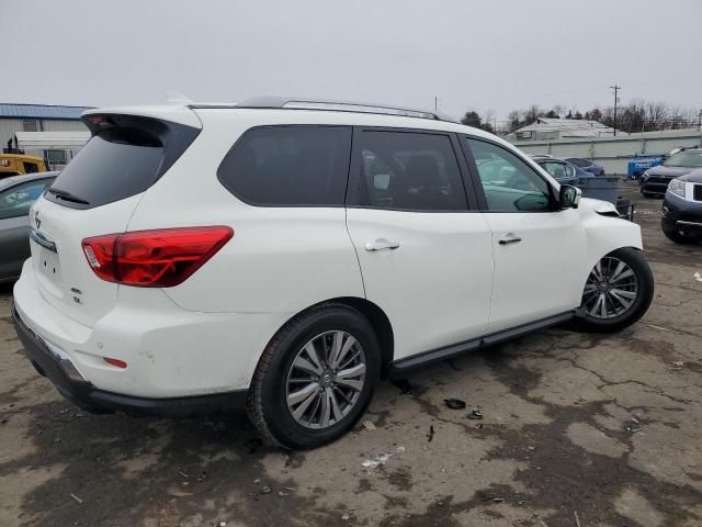 2020 Nissan Pathfinder SL