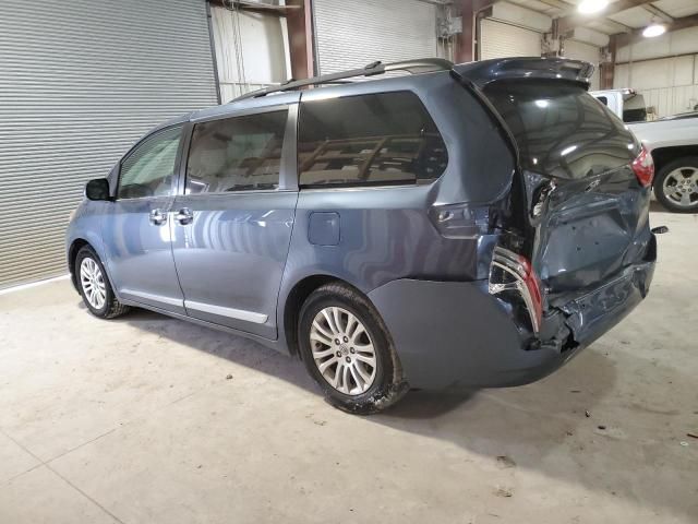 2015 Toyota Sienna XLE