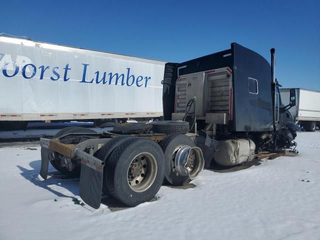 2016 Peterbilt 579