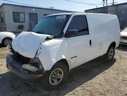 Salvage trucks for sale at Los Angeles, CA auction: 2002 GMC Safari XT