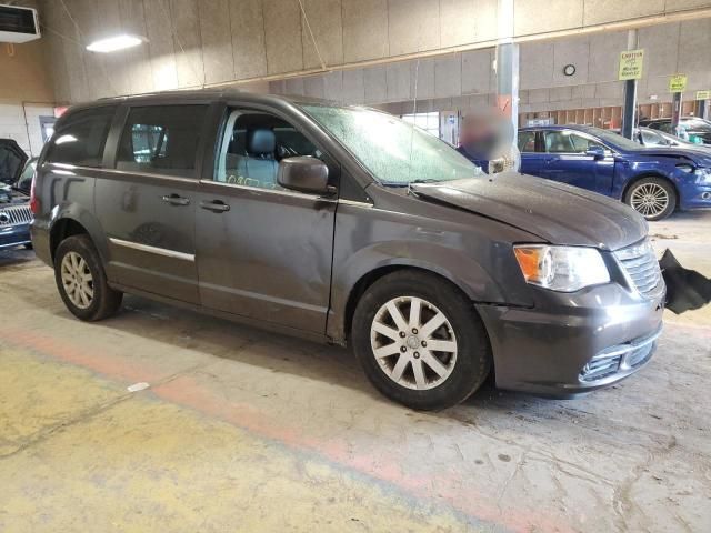 2016 Chrysler Town & Country Touring