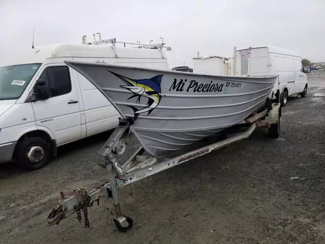 1987 Klamath Alum Boat