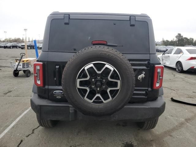 2024 Ford Bronco Outer Banks