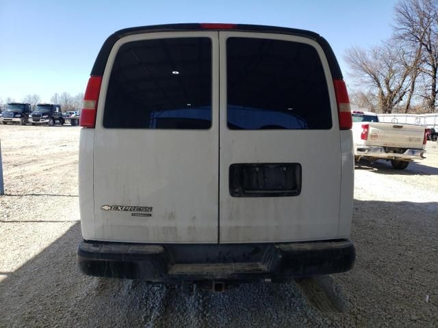 2013 Chevrolet Express G2500