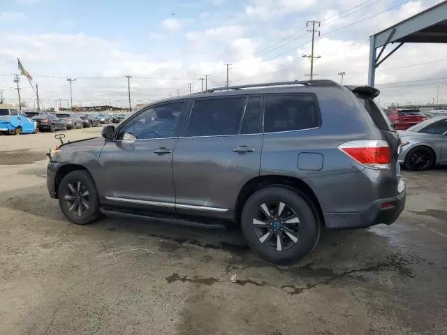 2011 Toyota Highlander Base