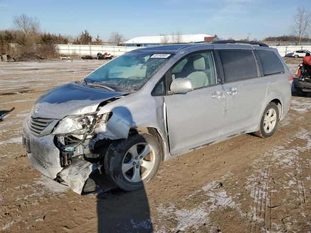 2011 Toyota Sienna LE