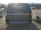 2014 Chrysler Town & Country Touring L