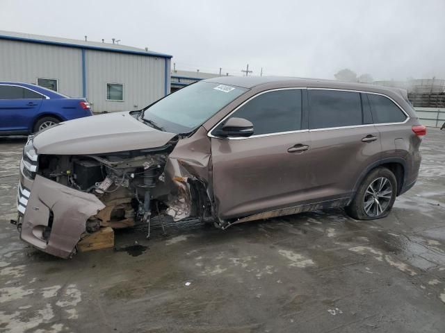 2019 Toyota Highlander LE