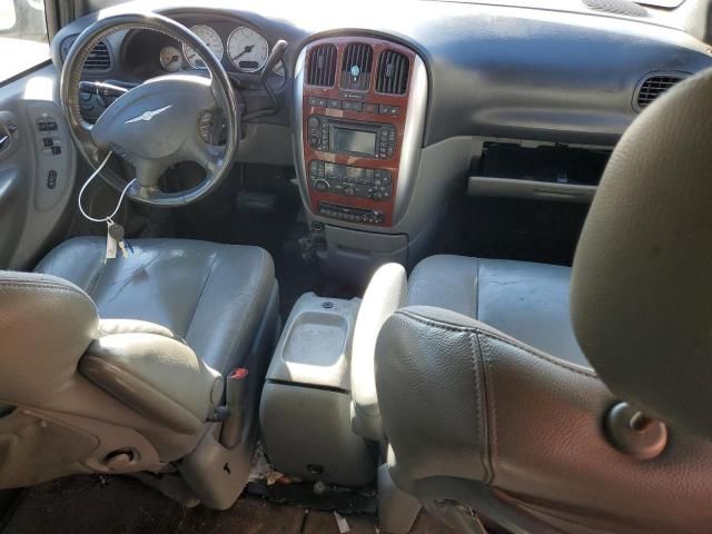 2005 Chrysler Town & Country Limited