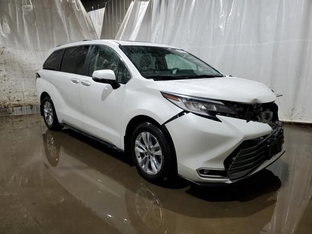 2025 Toyota Sienna Limited