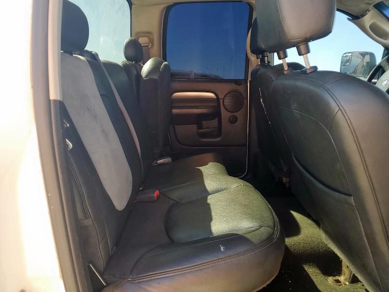 2004 Dodge RAM 2500 ST