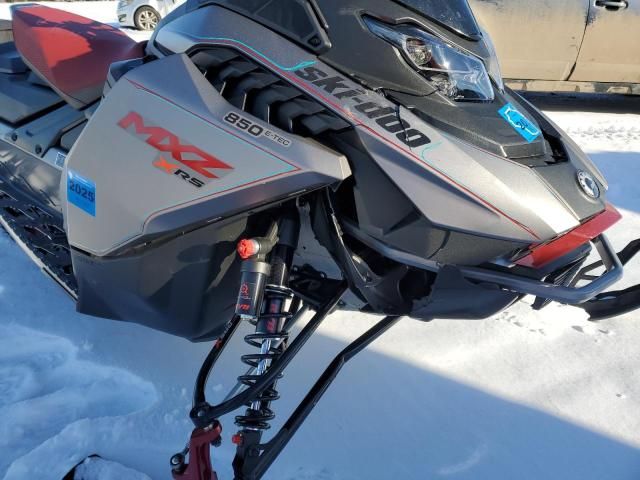 2023 Polaris Snowmobile