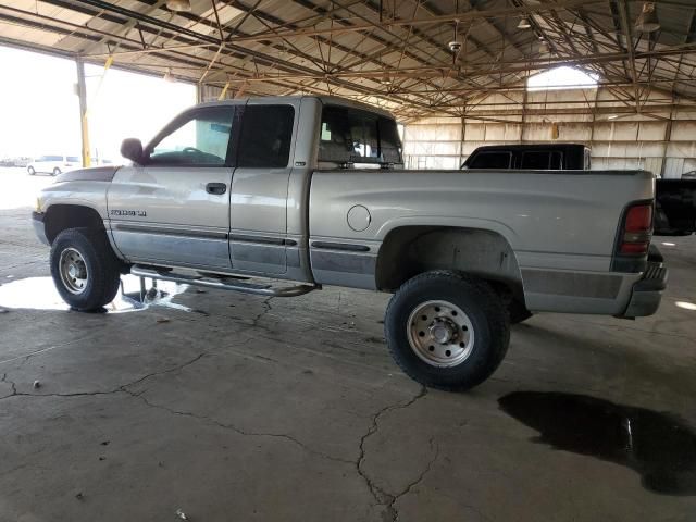 1999 Dodge RAM 2500