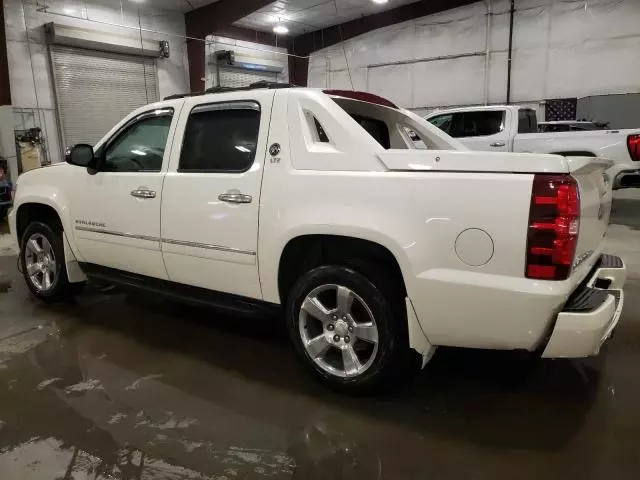 2011 Chevrolet Avalanche LTZ