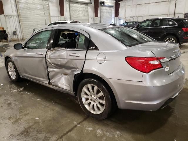 2014 Chrysler 200 Touring