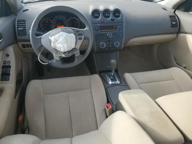 2010 Nissan Altima Base