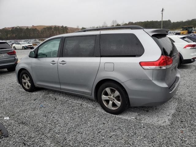 2013 Toyota Sienna LE