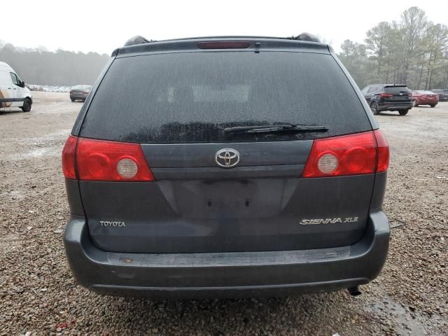 2009 Toyota Sienna XLE