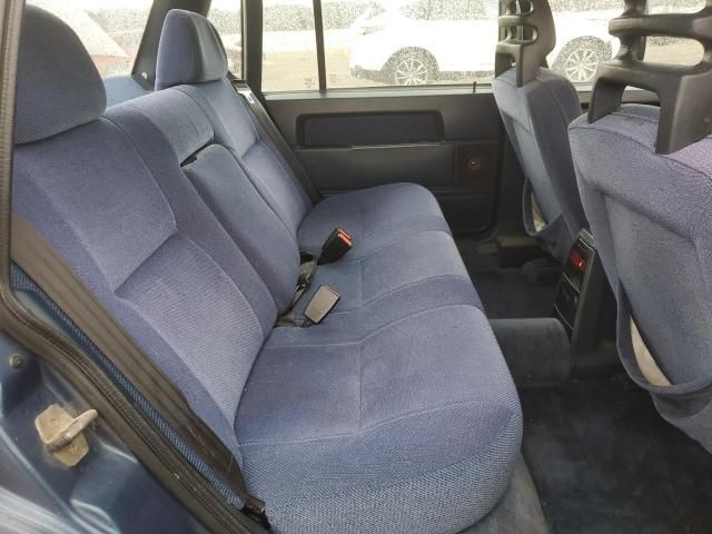 1990 Volvo 740 Base