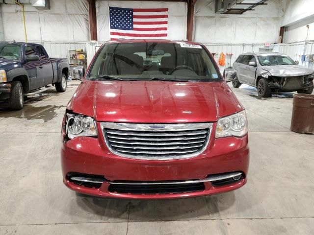 2011 Chrysler Town & Country Touring L